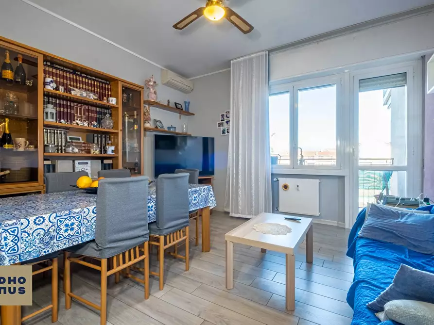 Immagine 3 di Appartamento in vendita  in Via Vittorio Veneto a Bonate Sotto