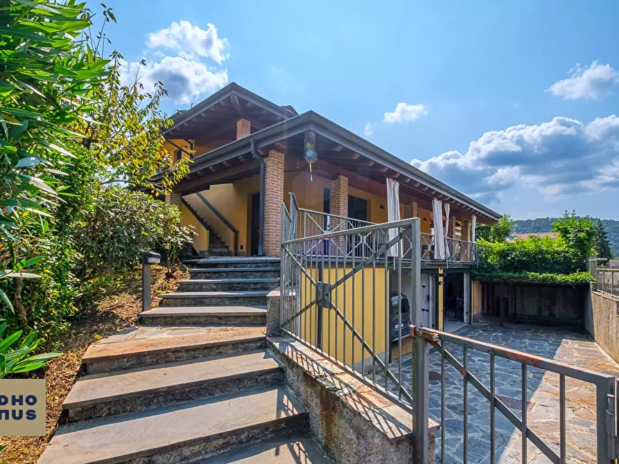 Immagine 14 di Villa in vendita  in Via Dosso a Trescore Balneario