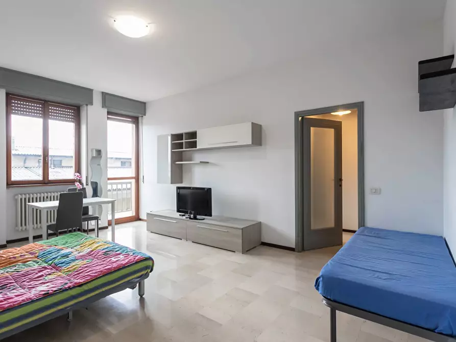 Immagine 7 di Appartamento in affitto  in VIA CRESCENZI a Bergamo