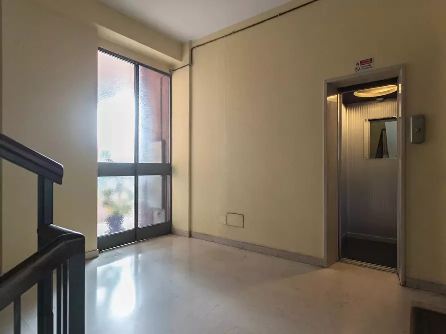 Immagine 13 di Appartamento in affitto  in VIA CRESCENZI a Bergamo