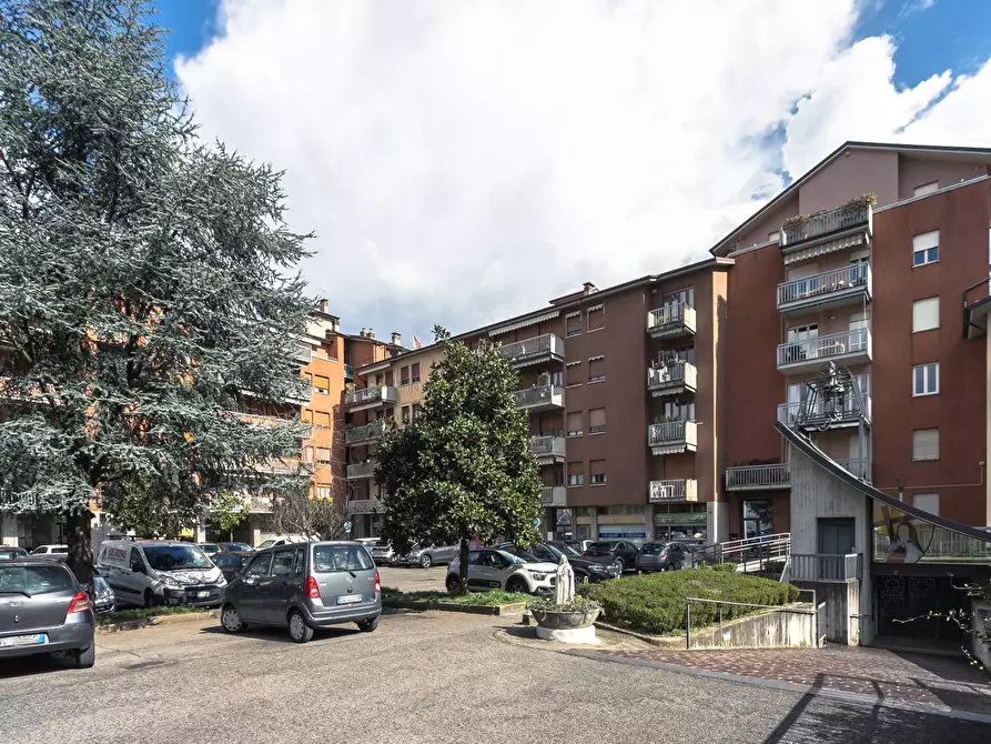 Immagine 14 di Appartamento in affitto  in VIA CRESCENZI a Bergamo