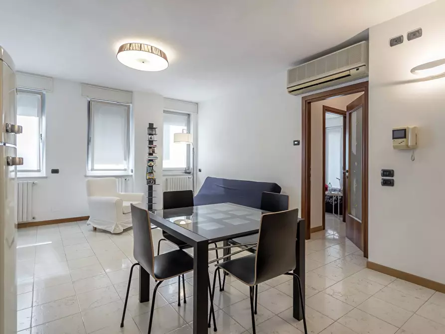 Immagine 7 di Appartamento in affitto  in via iv novembre a Bergamo