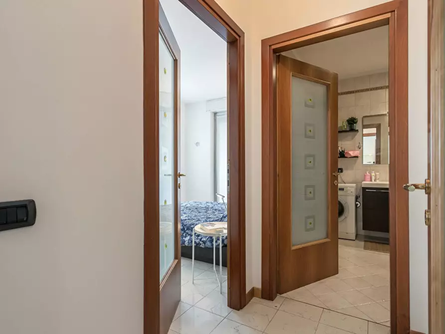 Immagine 8 di Appartamento in affitto  in via iv novembre a Bergamo