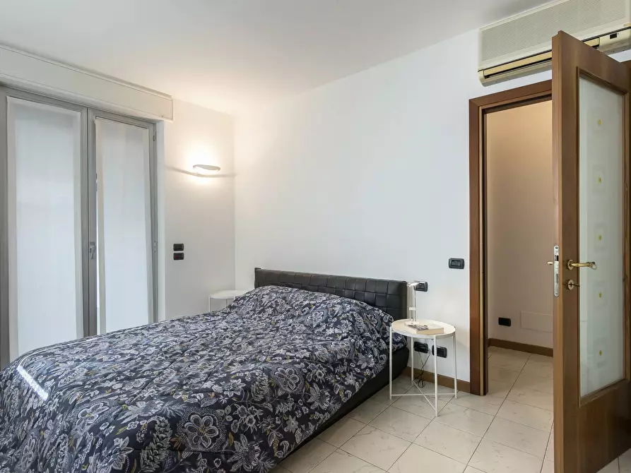 Immagine 10 di Appartamento in affitto  in via iv novembre a Bergamo