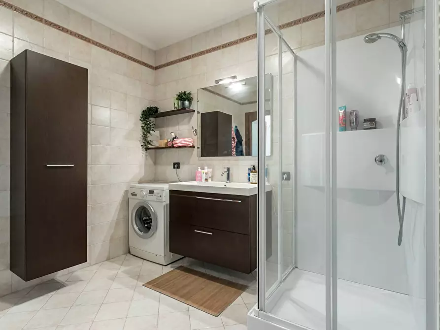 Immagine 14 di Appartamento in affitto  in via iv novembre a Bergamo