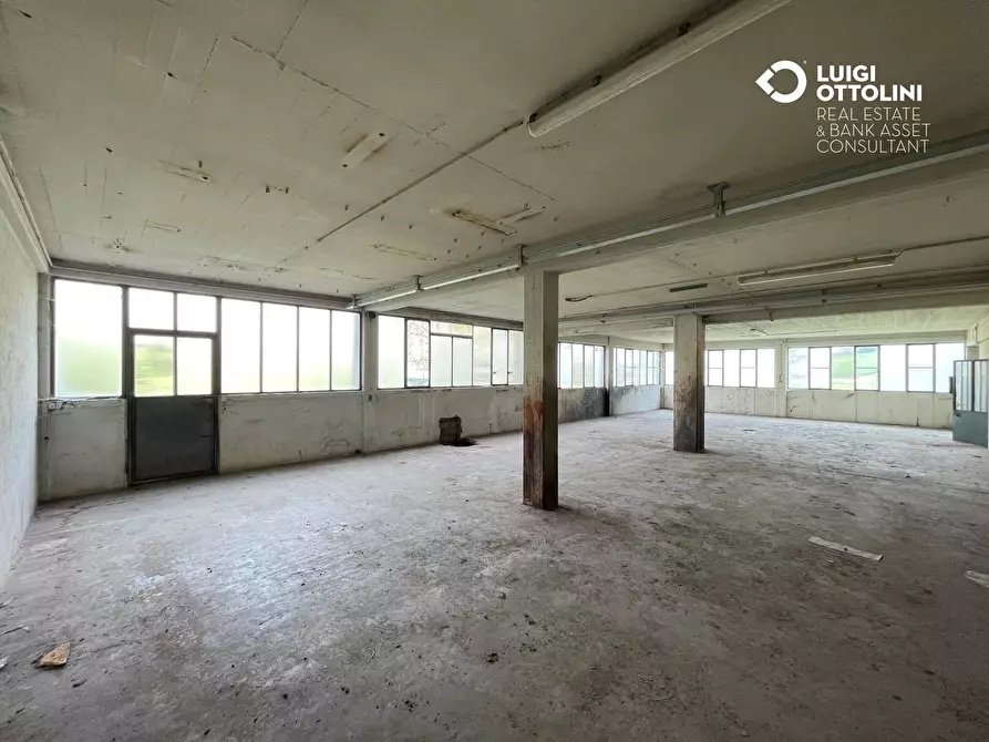 Immagine 17 di Capannone industriale in vendita  in via Cepino a Sant'omobono Terme