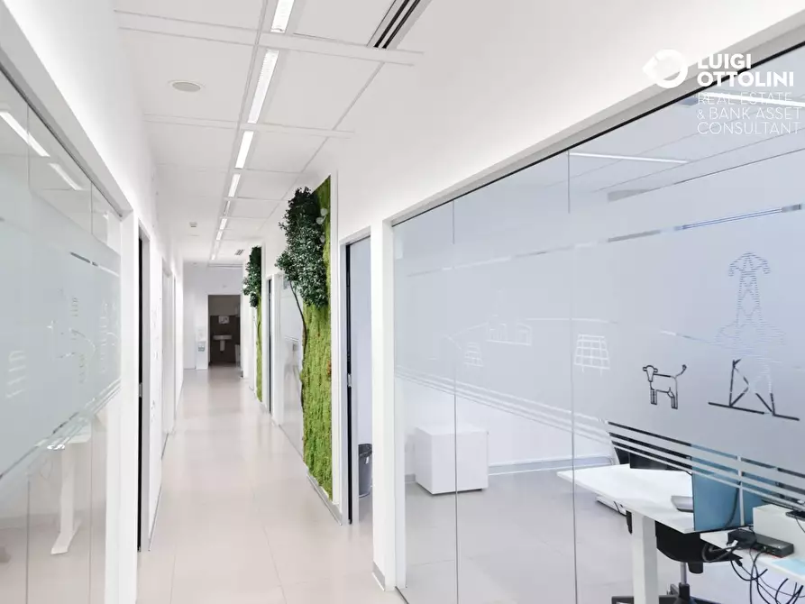 Immagine 26 di Ufficio in affitto  a Bergamo