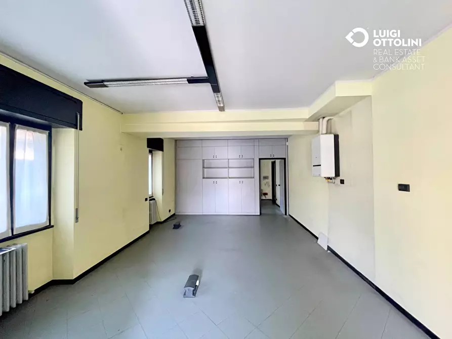Immagine 3 di Ufficio in vendita  in via Como a Olgiate Molgora