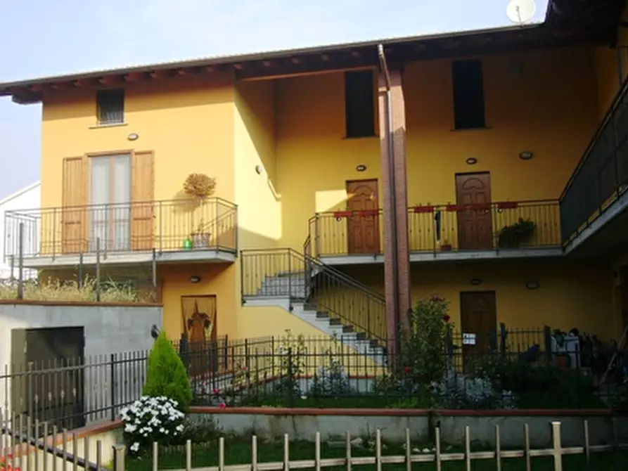 Immagine 1 di Appartamento in vendita  in via vittorio emanuele II a Torrevecchia Pia