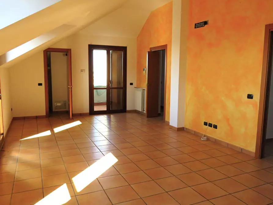 Immagine 1 di Appartamento in vendita  in Via de Nicola a Vidigulfo