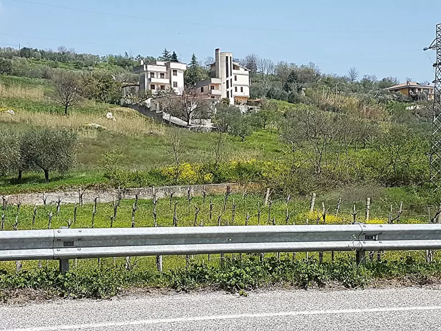 Immagine 2 di Villa in vendita  in Via Consortile Vitulanese a Foglianise