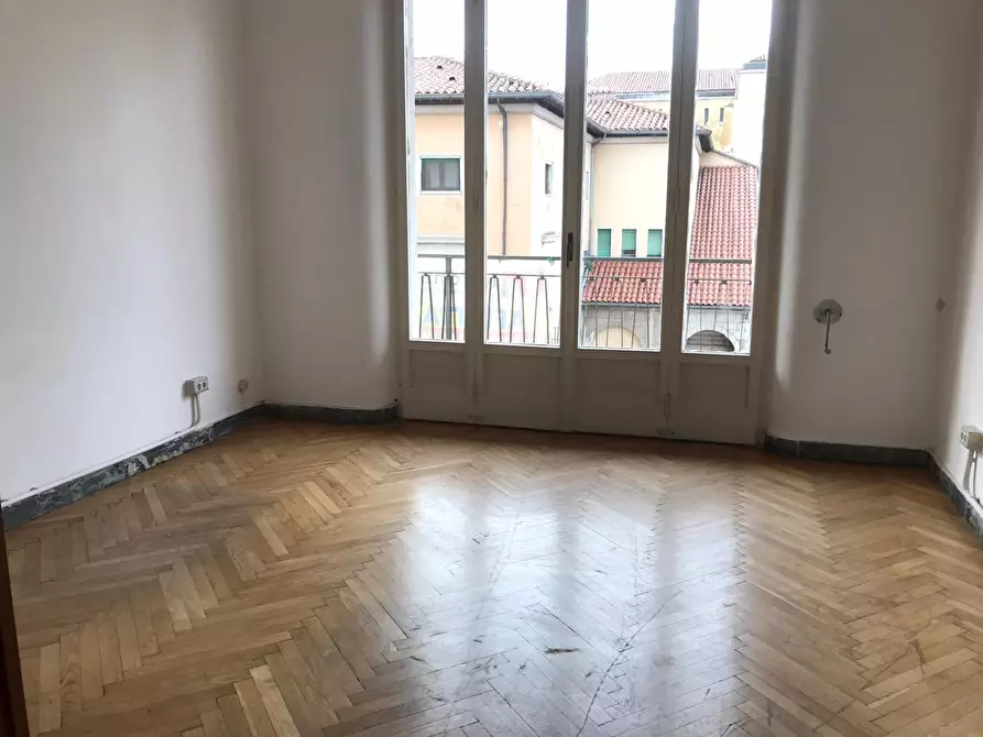 Immagine 9 di Ufficio in affitto  in Piazza Orsini a Benevento