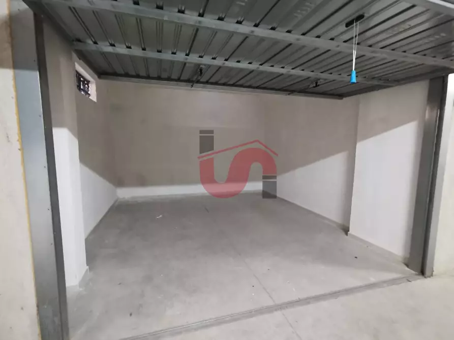 Immagine 6 di Box auto in vendita  in Viale Mellusi a Benevento