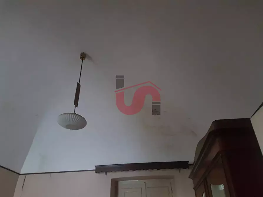 Immagine 15 di Casa semindipendente in vendita  in frazione san pietro a Vitulano