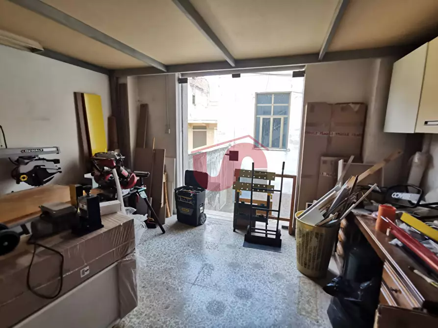 Immagine 17 di Locale commerciale in vendita  in Via Lungo Calore Manfredi Di Svevia a Benevento