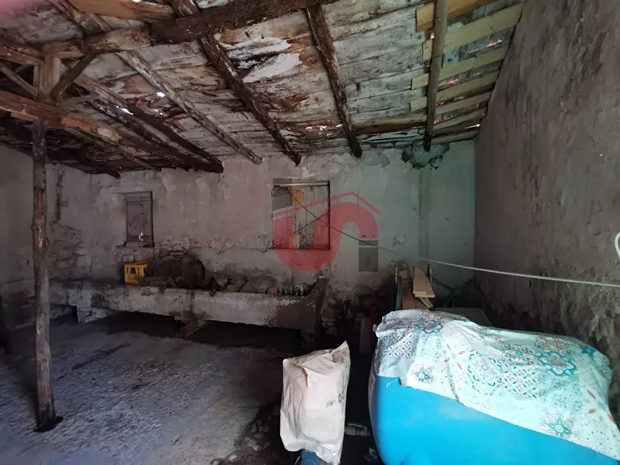 Immagine 17 di Rustico / casale in vendita  in Contrada Paritola a San Nicola Manfredi