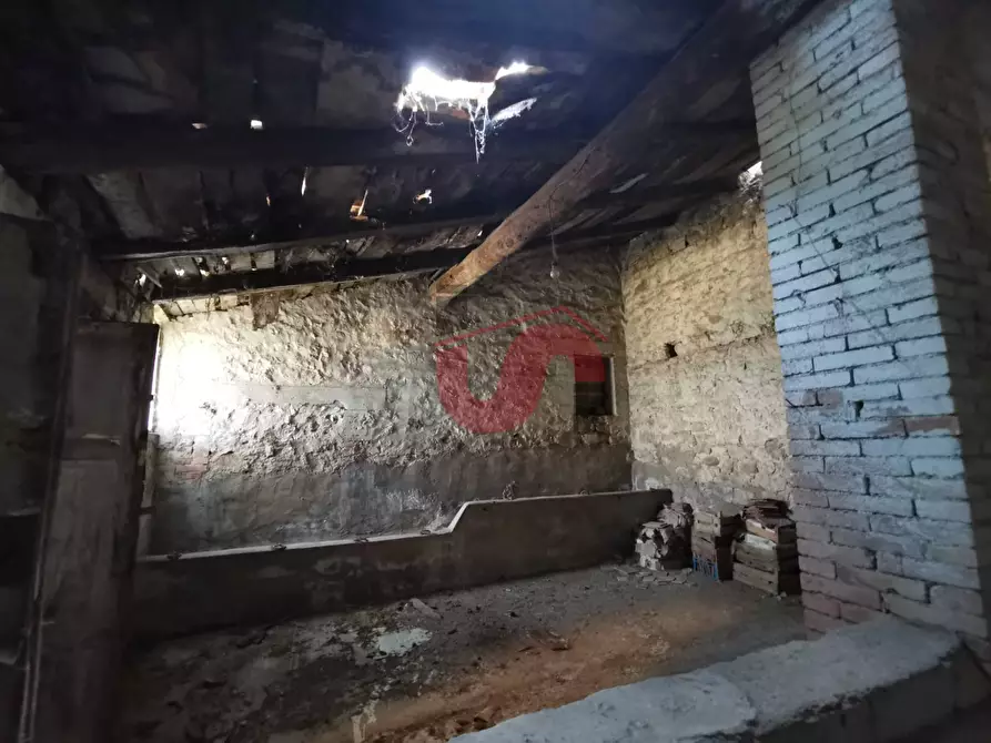 Immagine 18 di Rustico / casale in vendita  in Contrada Paritola a San Nicola Manfredi