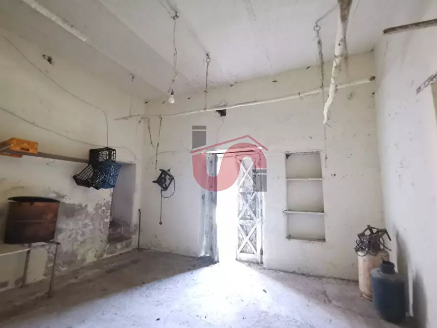 Immagine 19 di Rustico / casale in vendita  in Contrada Paritola a San Nicola Manfredi
