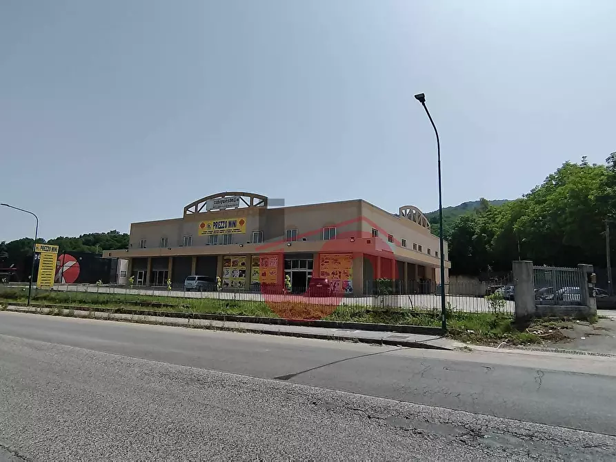 Immagine 2 di Capannone industriale in vendita  in Cappaloni Via appia a Benevento