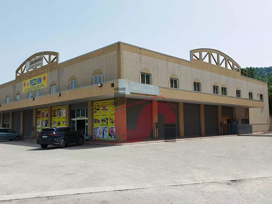 Immagine 10 di Capannone industriale in vendita  in Cappaloni Via appia a Benevento