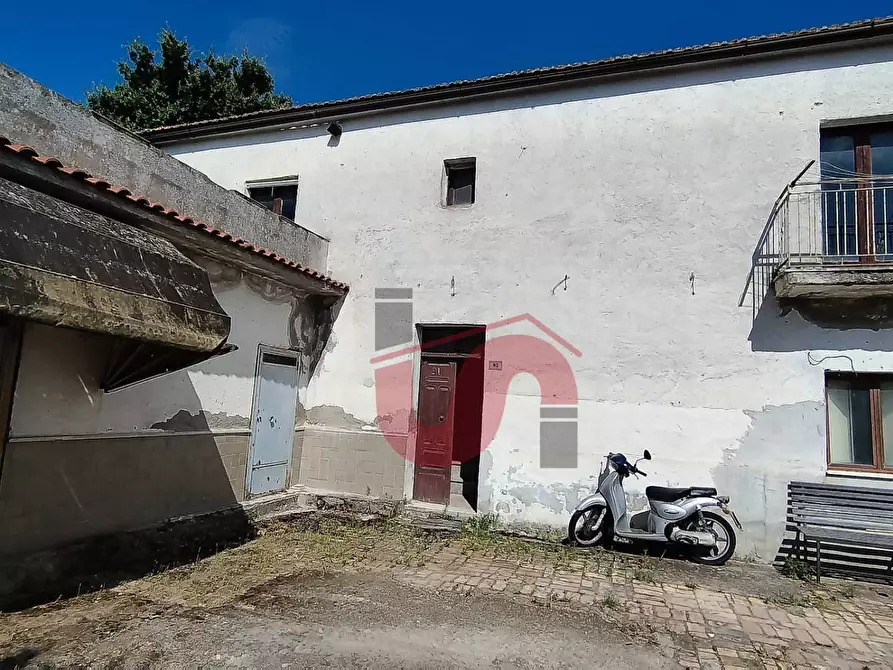 Immagine 4 di Casa semindipendente in vendita  in contrada torre alfieri a Benevento