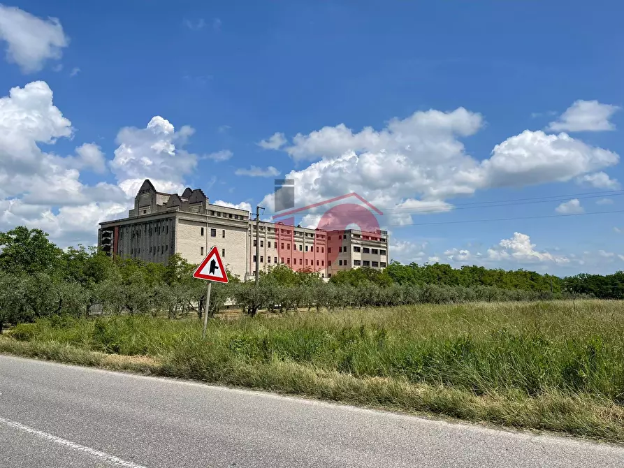 Immagine 1 di Terreno industriale in vendita  in Contrada Piano Cappelle a Benevento