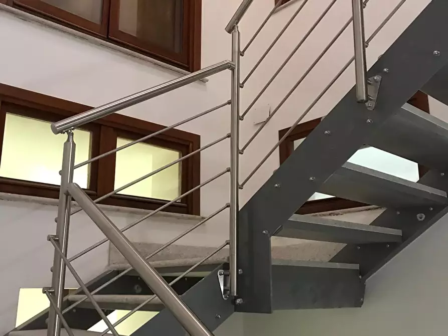 Immagine 9 di Palazzo in vendita  in Corso Giuseppe Garibaldi a Benevento