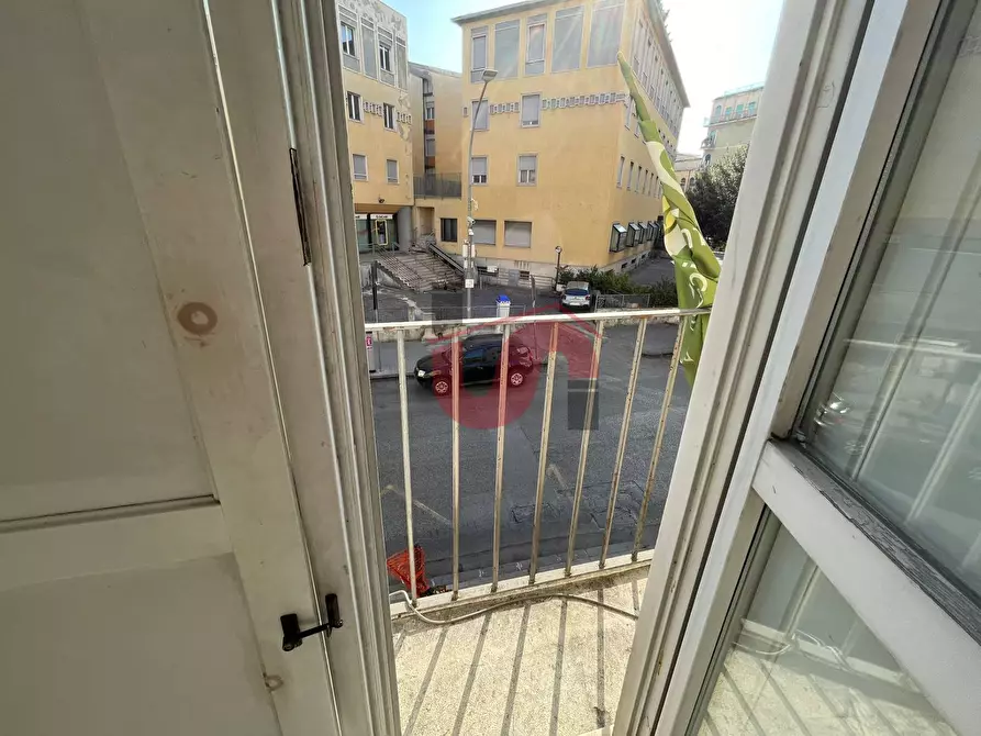 Immagine 26 di Ufficio in vendita  in Via Mario La Vipera a Benevento