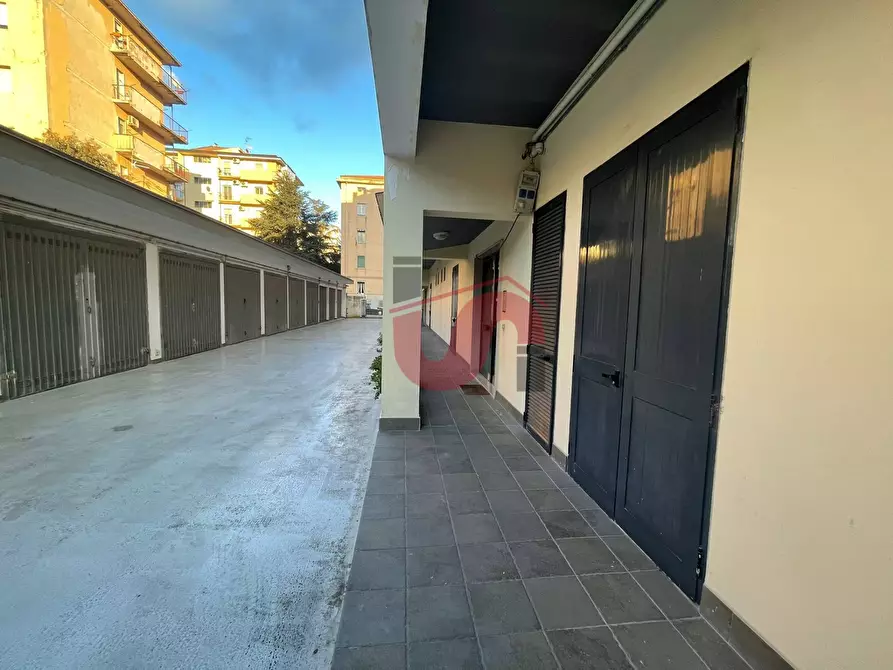 Immagine 2 di Negozio in affitto  in Via Vittorio Veneto a Benevento