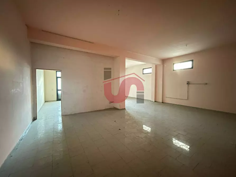 Immagine 5 di Negozio in affitto  in Via Vittorio Veneto a Benevento