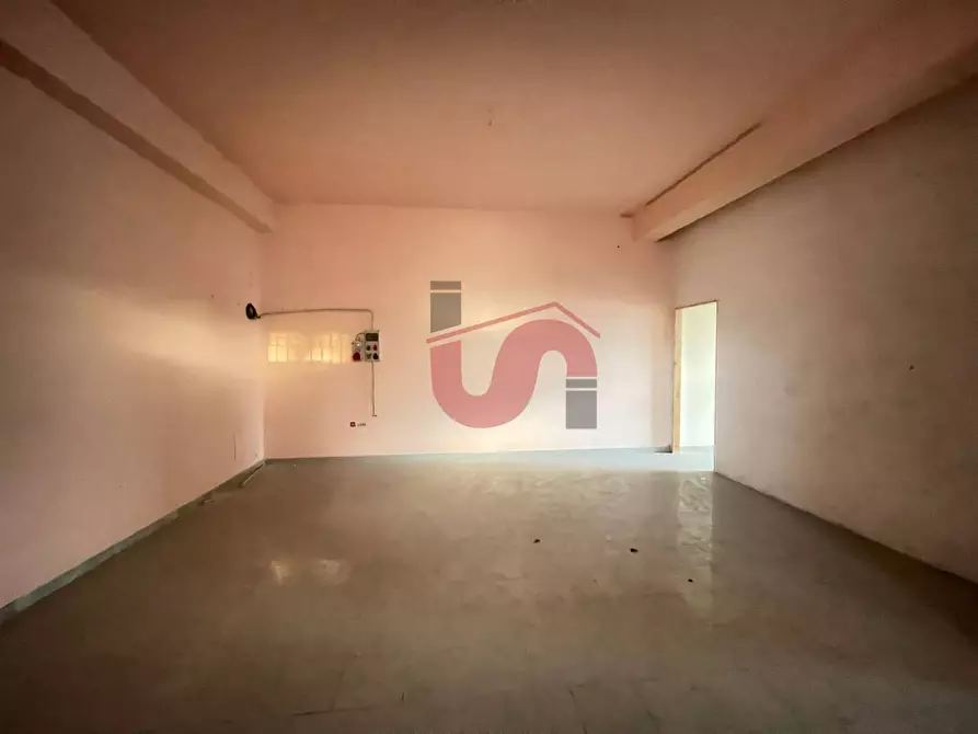 Immagine 7 di Negozio in affitto  in Via Vittorio Veneto a Benevento