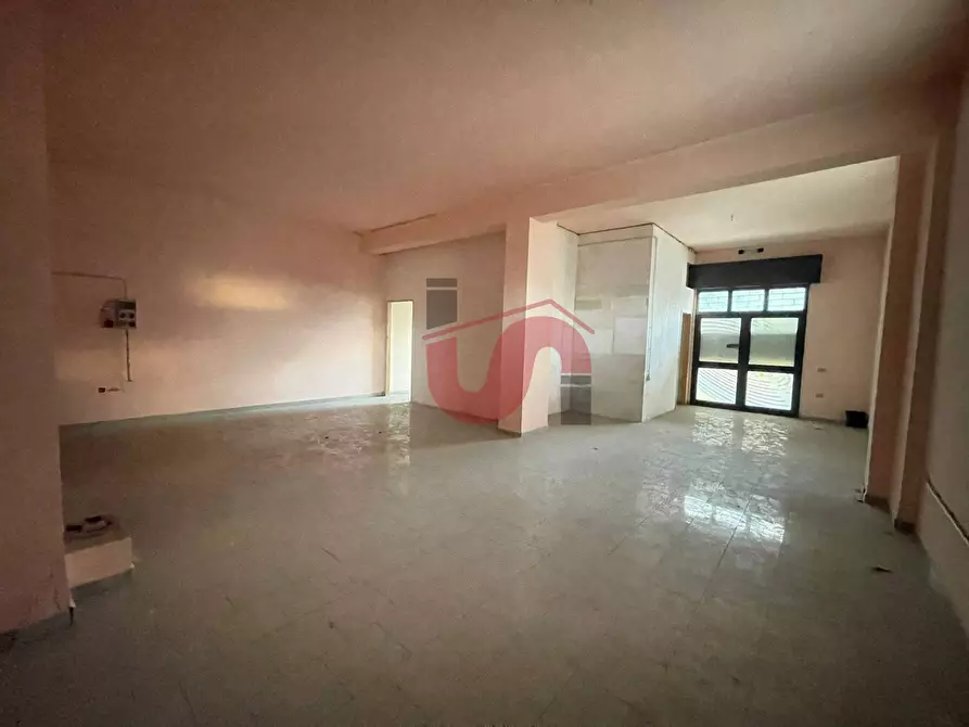 Immagine 4 di Negozio in affitto  in Via Vittorio Veneto a Benevento