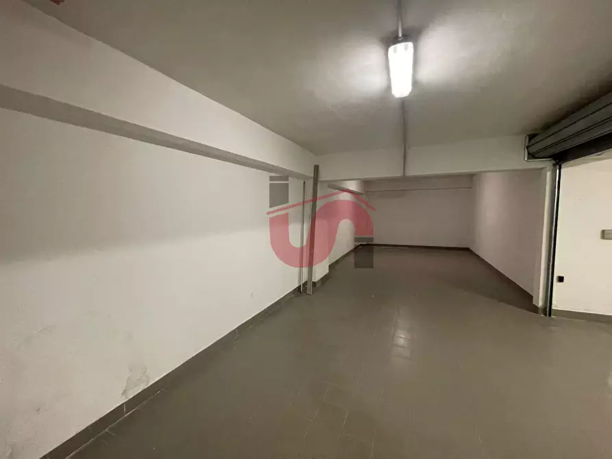 Immagine 30 di Box auto in affitto  in Via Nuova Calore a Benevento