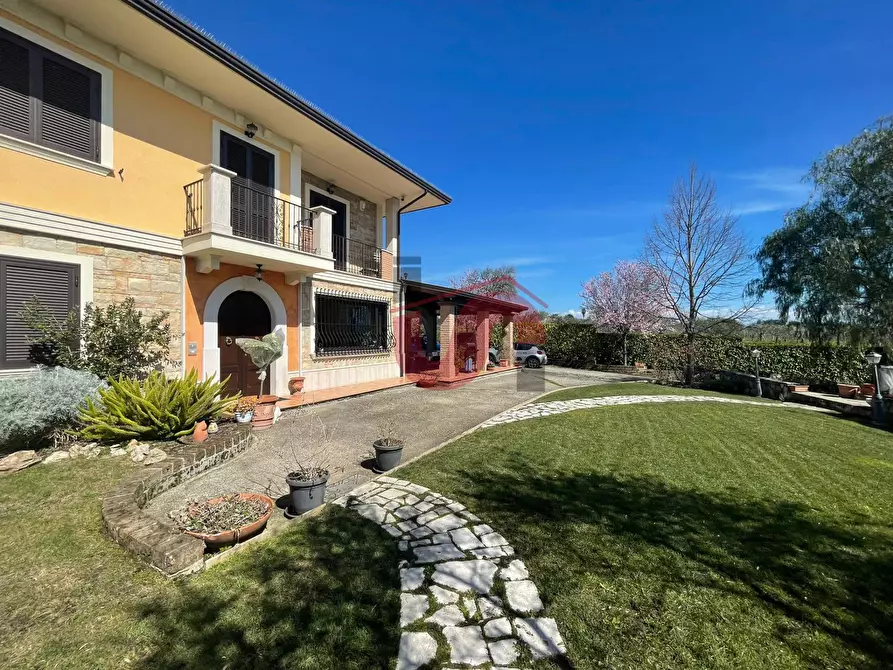 Immagine 9 di Casa bifamiliare in vendita  in Via Mirra Piano Colonna a Calvi