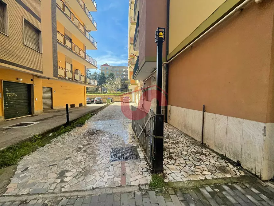 Immagine 21 di Magazzino in vendita  in Via Tommaso Bucciano a Benevento