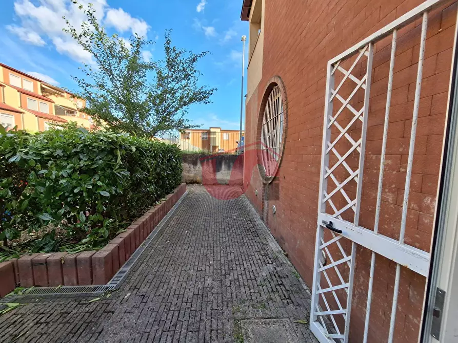 Immagine 5 di Locale commerciale in vendita  in Via Lungo Sabato Riccardo Bacchelli a Benevento