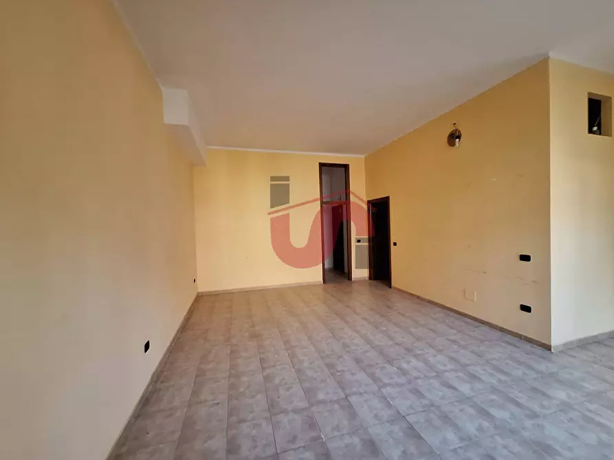 Immagine 3 di Locale commerciale in vendita  in Via Lungo Sabato Riccardo Bacchelli a Benevento