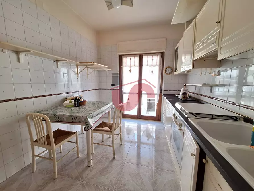 Immagine 13 di Appartamento in vendita  in Via Croce Rossa a Benevento