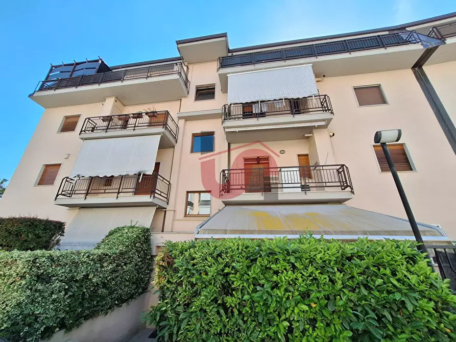 Immagine 3 di Appartamento in vendita  in Via Croce Rossa a Benevento