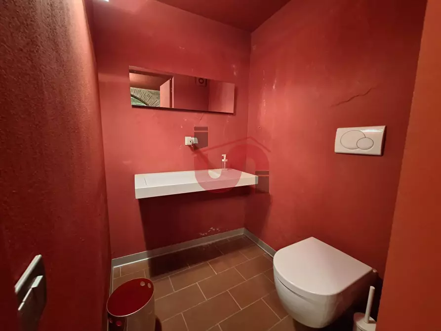 Immagine 12 di Locale commerciale in affitto  in Via Damaso a Benevento