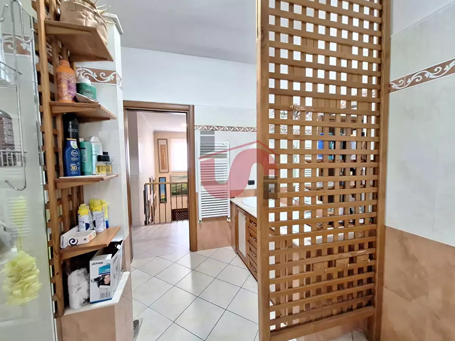 Immagine 27 di Villa in vendita  in Via Avellino a Benevento