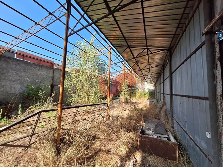 Immagine 4 di Palazzo in vendita  in Contrada Malecagna a Benevento
