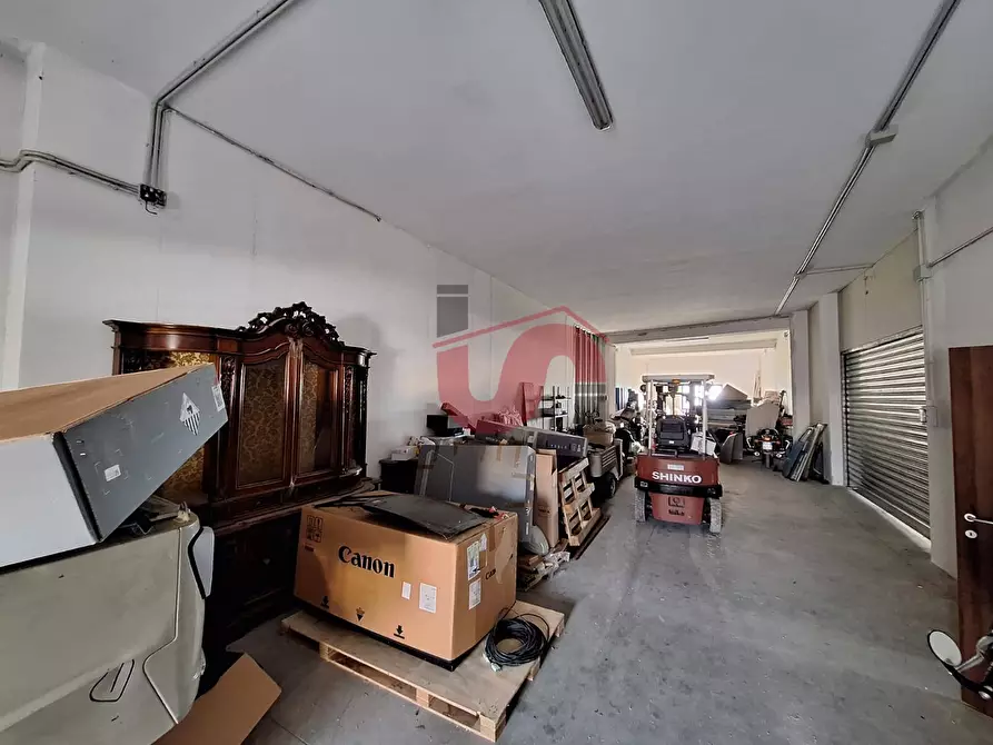 Immagine 4 di Capannone industriale in affitto  in Via R. Viviani a Benevento