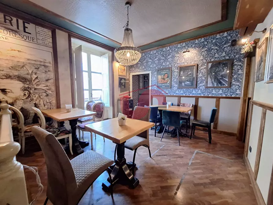 Immagine 23 di Attività commerciale in vendita  in Corso Garibaldi a Benevento