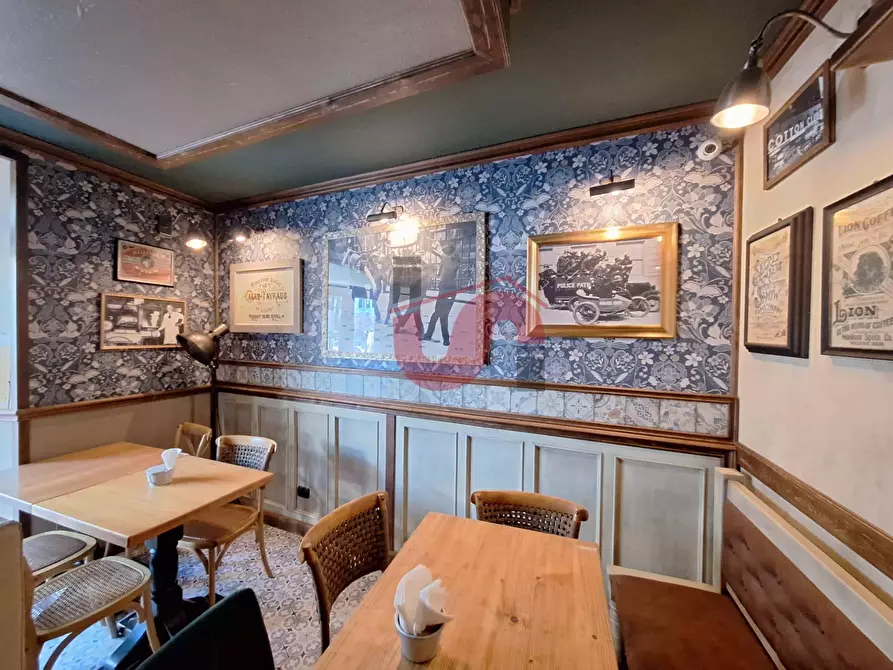 Immagine 19 di Attività commerciale in vendita  in Corso Garibaldi a Benevento