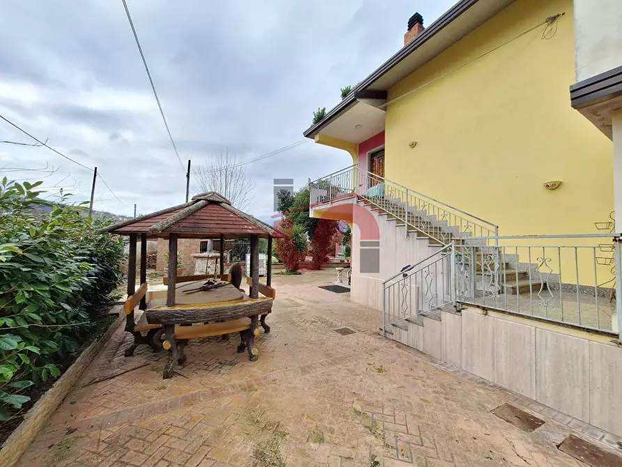 Immagine 3 di Casa indipendente in vendita  in Contrada Piano Morra a Benevento