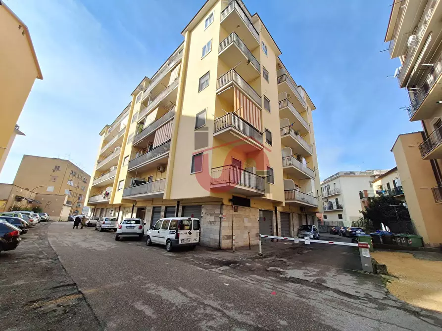 Immagine 1 di Appartamento in vendita  in Via Torre della catena a Benevento