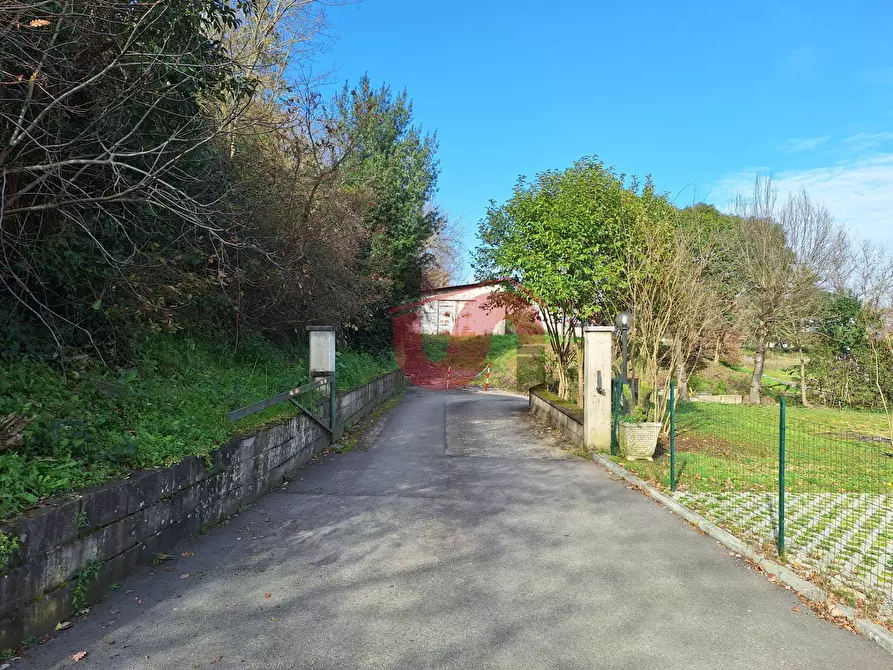 Immagine 14 di Villa in vendita  in Via Bachelet a Benevento