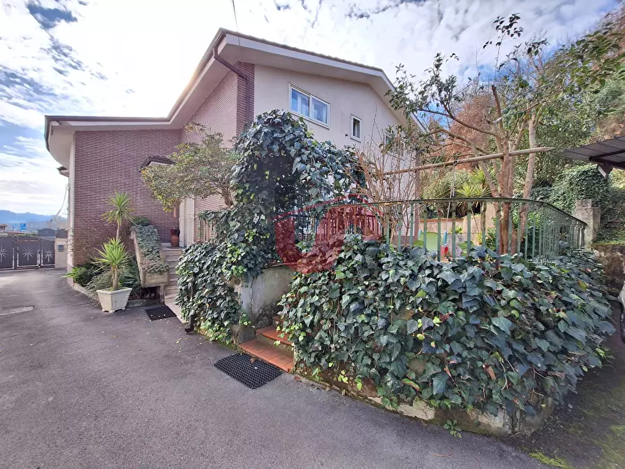 Immagine 23 di Villa in vendita  in Via Bachelet a Benevento