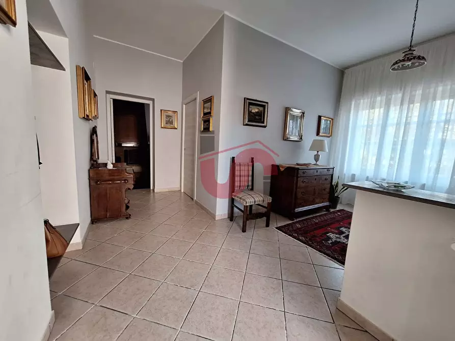 Immagine 28 di Villa in vendita  in Via Bachelet a Benevento